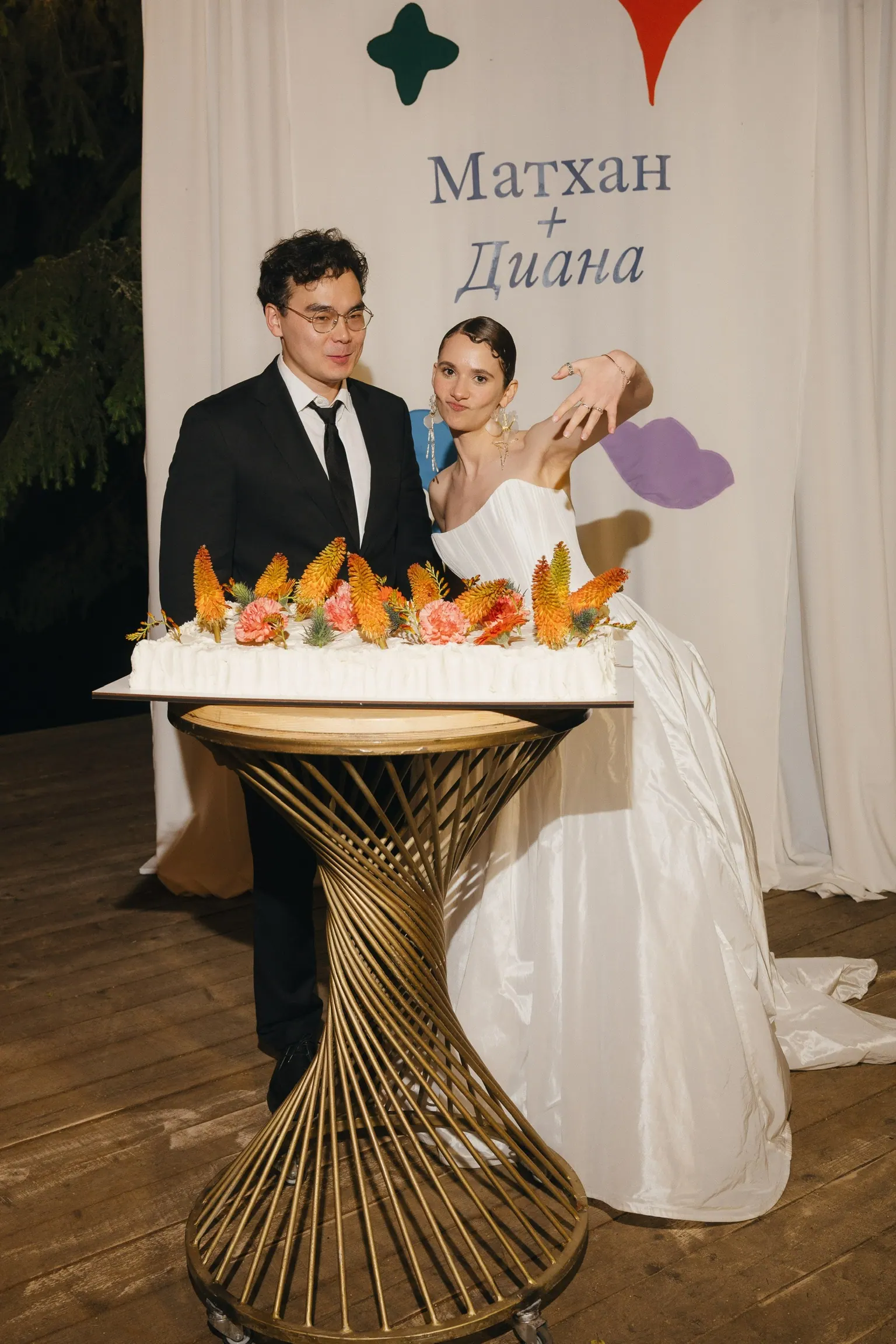 Торт для торжества в премиальной подаче — MK.ART Bakery